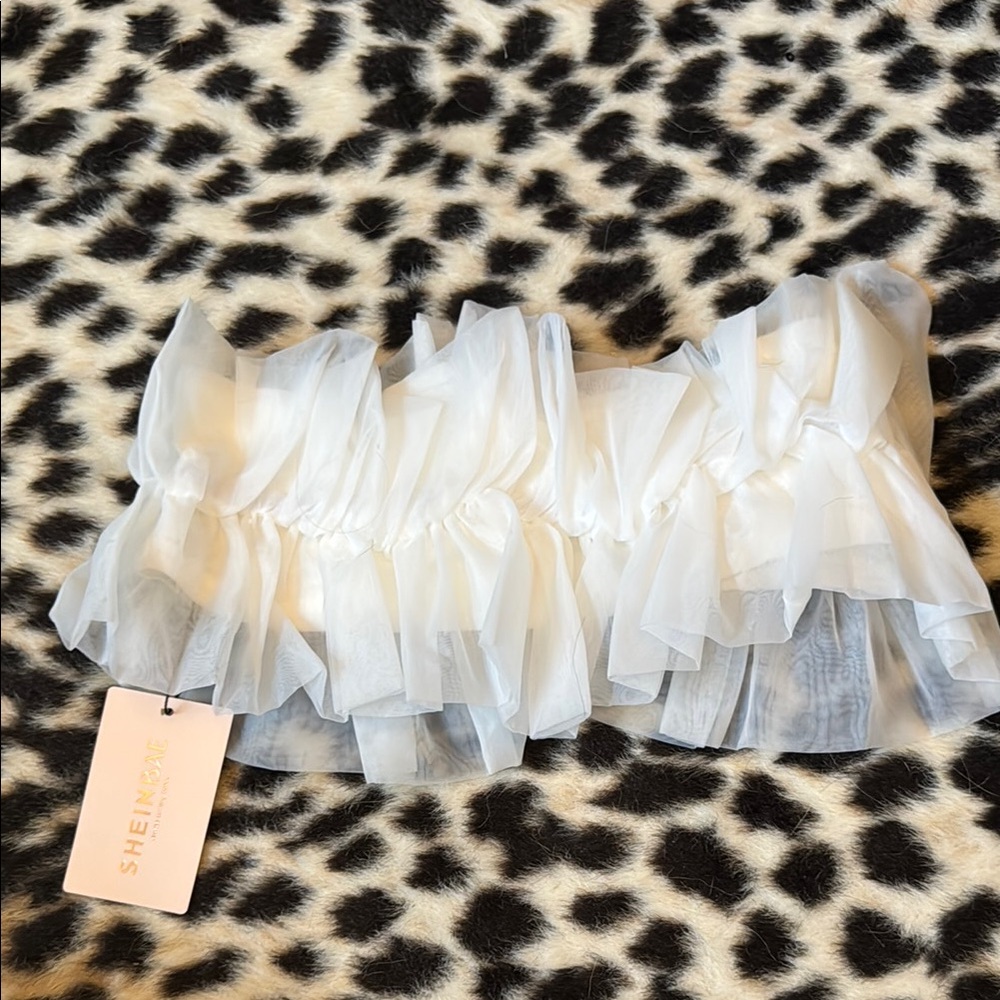 SHEIN White Ruffled Tube Top
